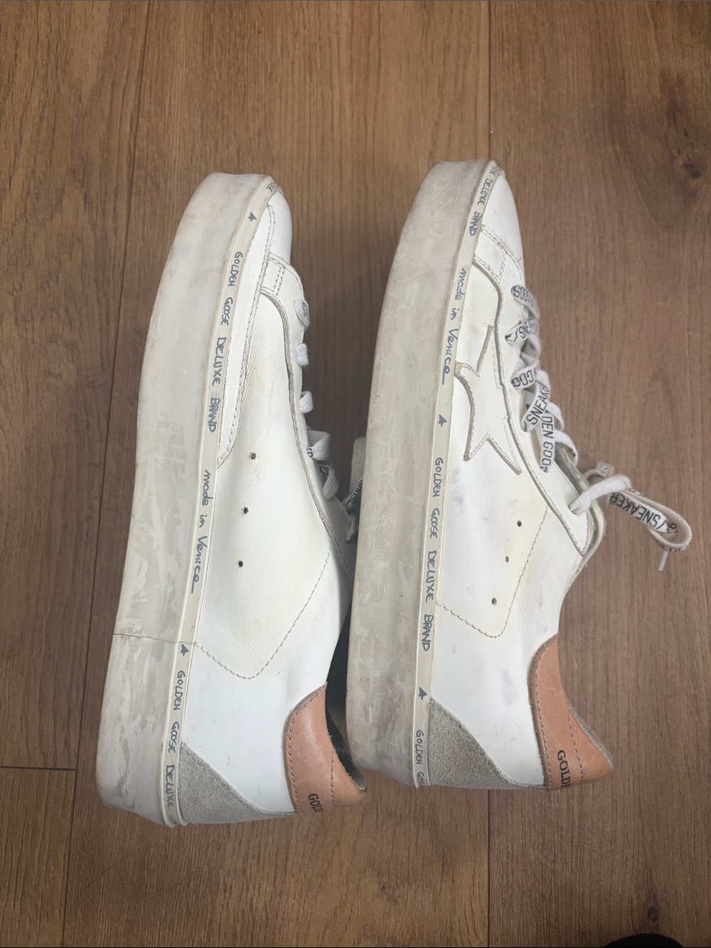 Golden Goose White Leather Sneakers with Peach Heel Panel - Picture 3 of 5